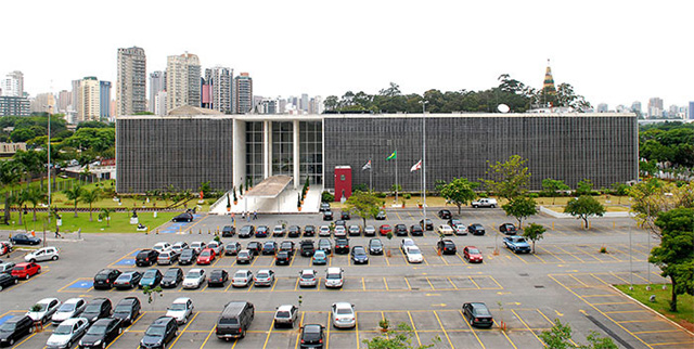 Estacionamento da Assembleia Legislativa de So Paulo