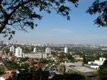 O bairro de Pinheiros, visto da praça Valdir Azevedo