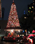 rvore de Natal da agncia do Banco Bradesco na Avenida Paulista