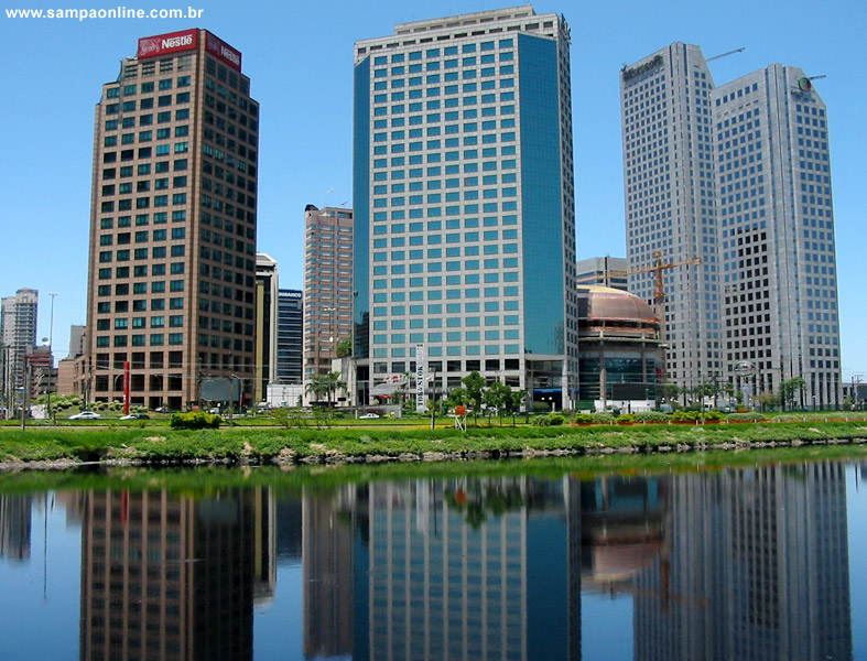 Marginal Pinheiros, altura do World Trade Center